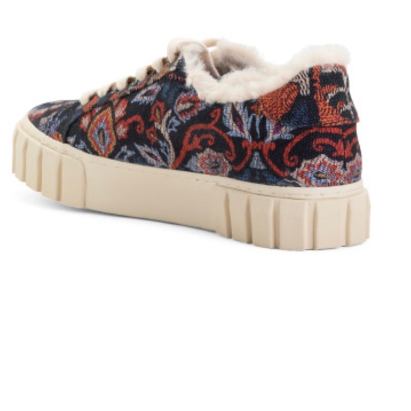 NWT Farm Rio Blue Anika Tapestry Platform Sneakers - Picture 2 of 7